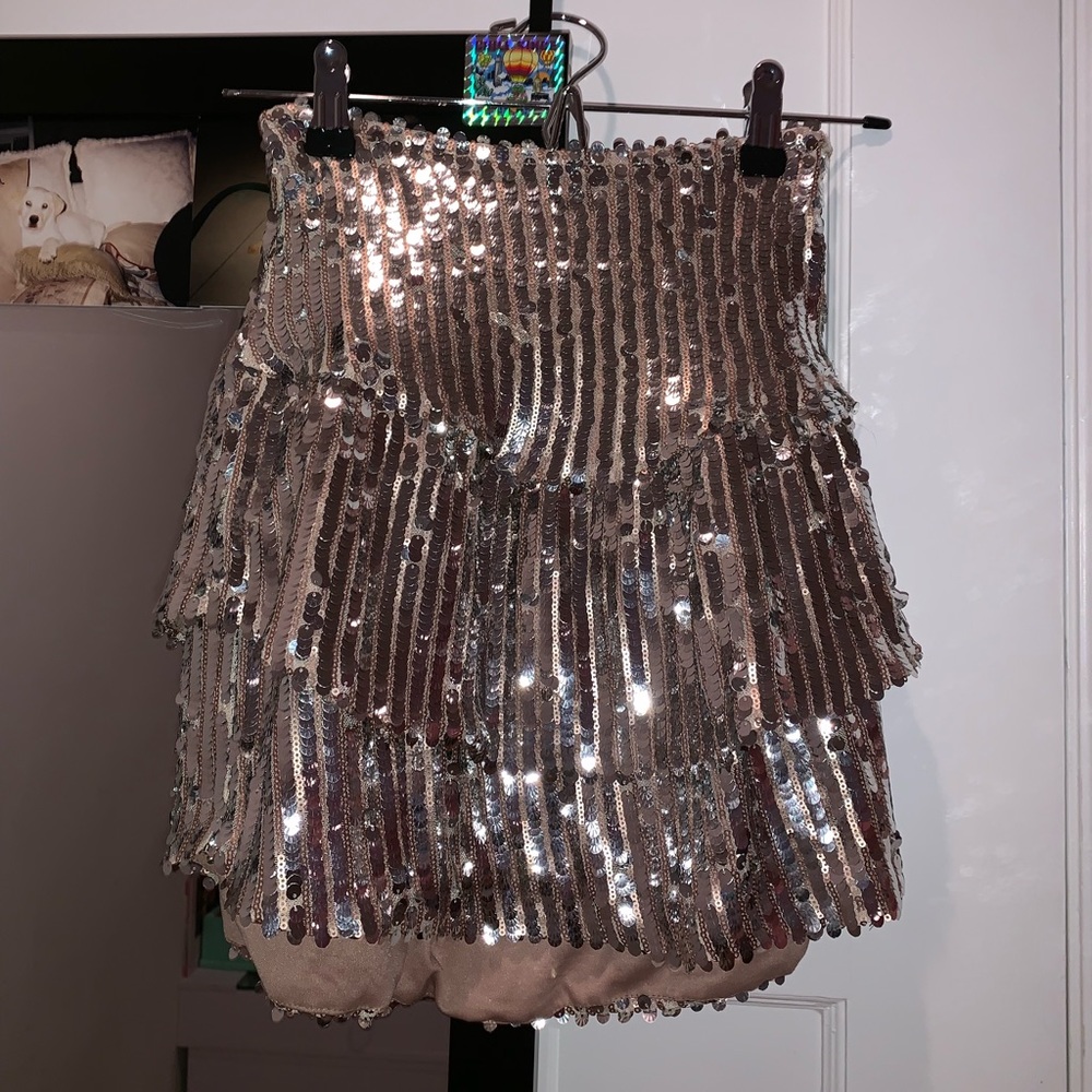 Sparkly skirt⭐️ Princess Polly💟